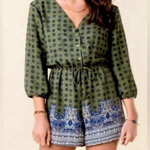 Alya Olive green Navy romper size XS